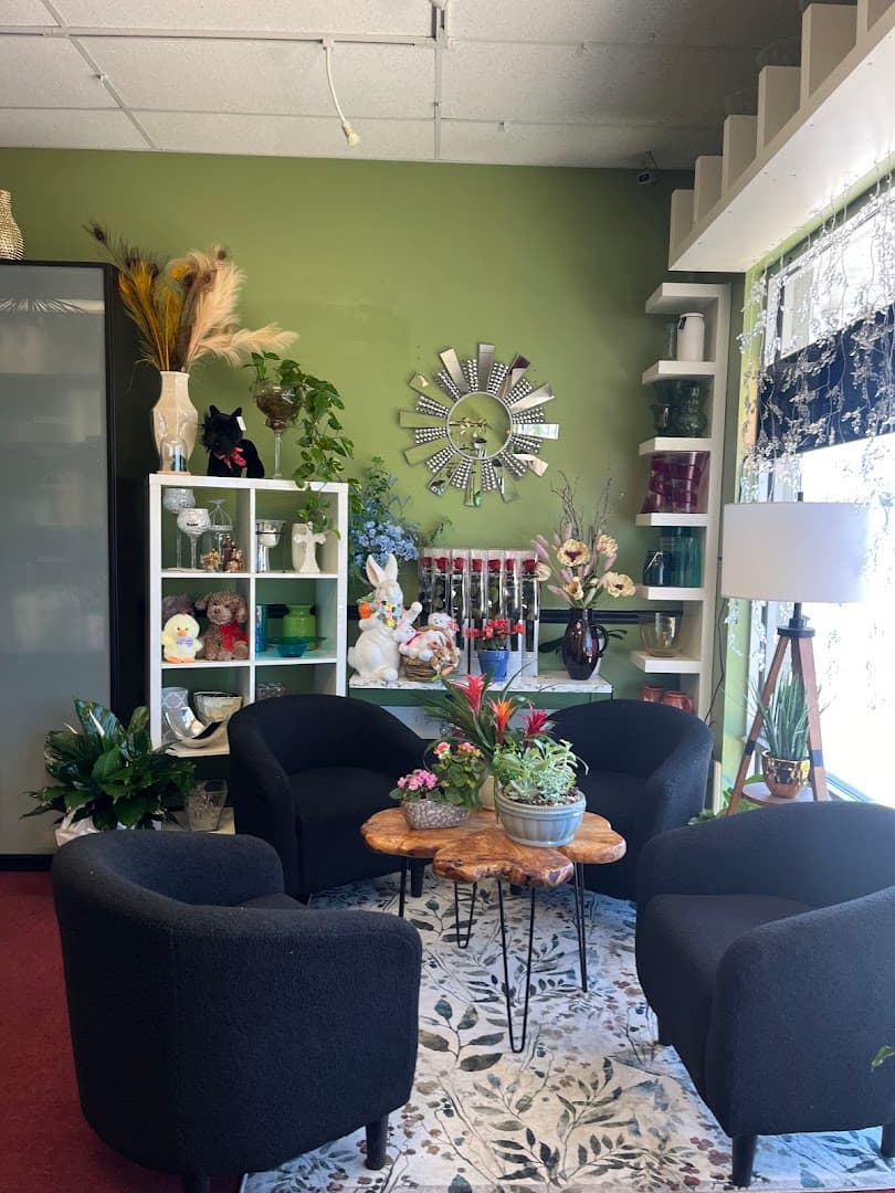 Hamiltons Florist - Image 1