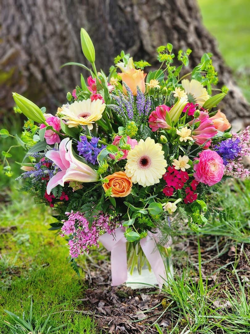 Farm Country Flowers - Image 1