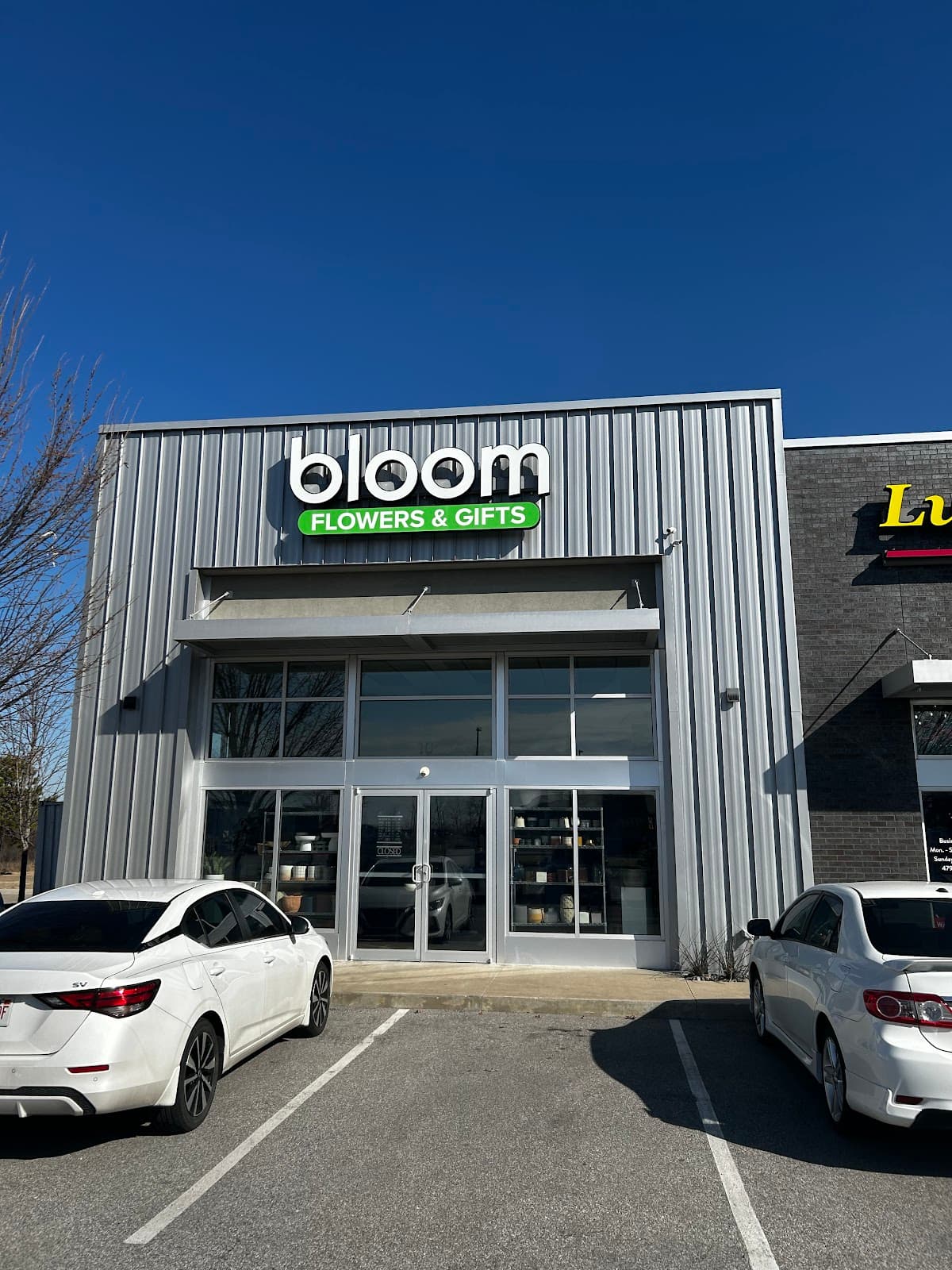 Bloom Flowers & Gifts - Image 1