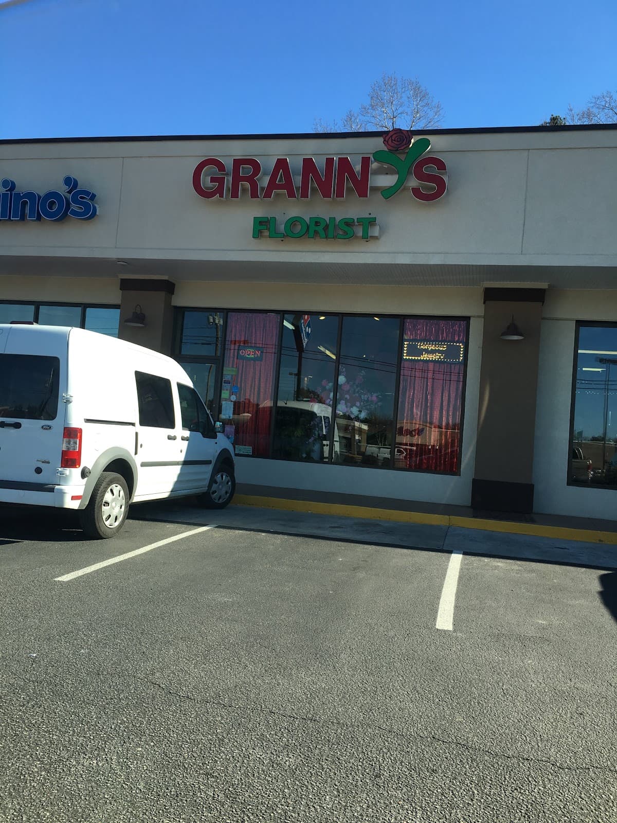 Granny's Florist - Image 1
