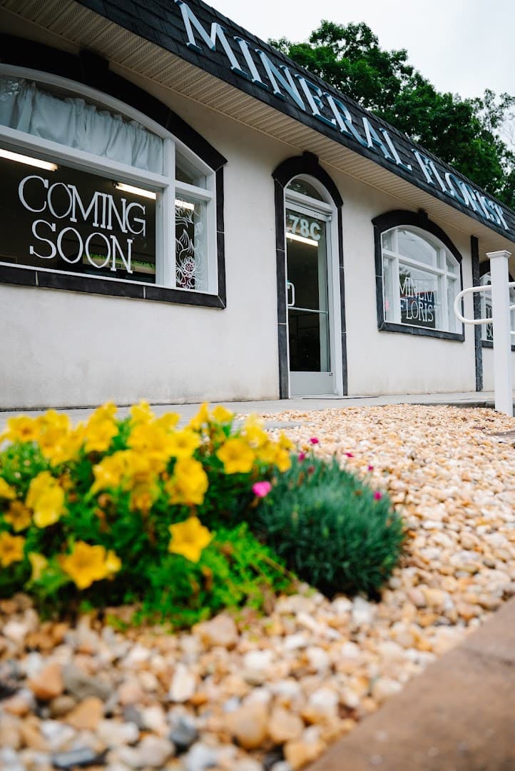 Mineral Florist - Image 1