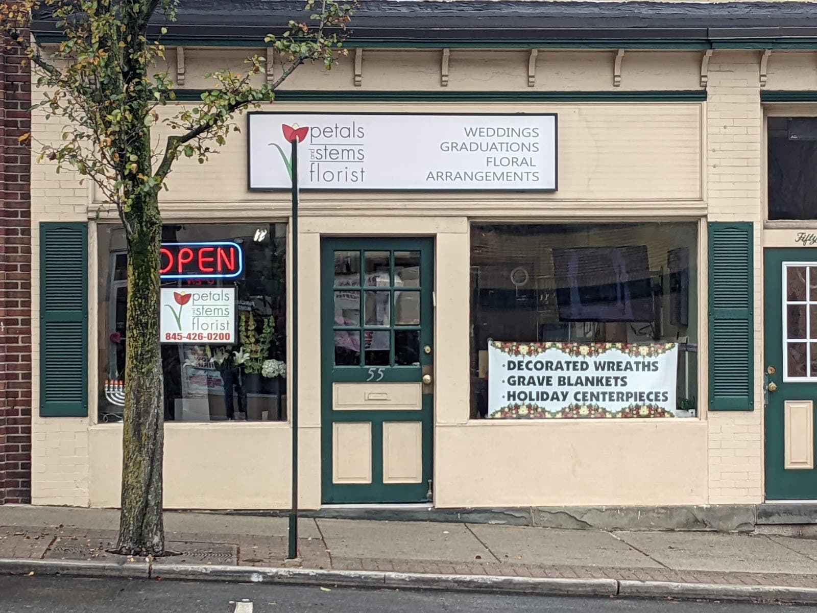 Petals and Stems Florist - Image 1