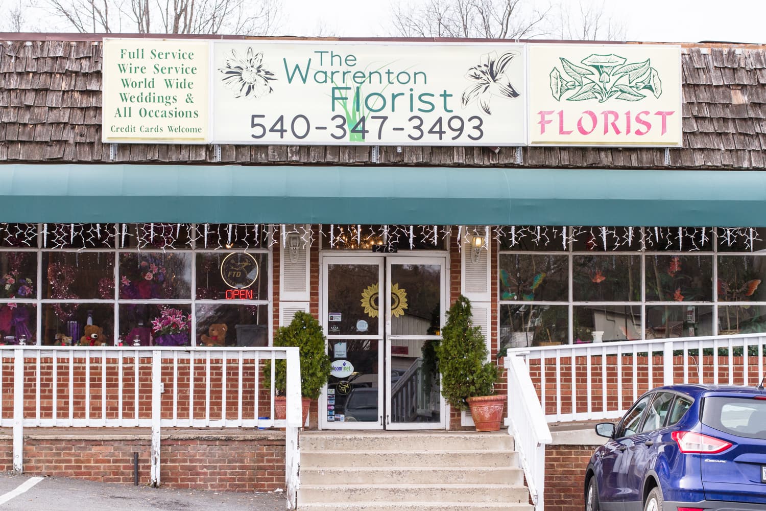 The Warrenton Florist - Image 1