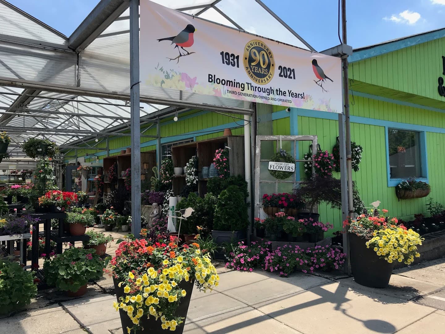 Robben Florist & Garden Center - Image 1