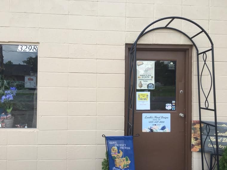 Lanelle's Floral Designs - Image 1