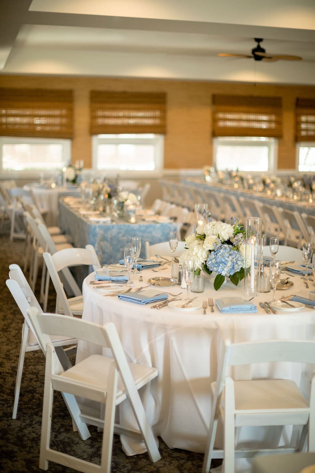 Smiling Petals Flower Shop - Image 1