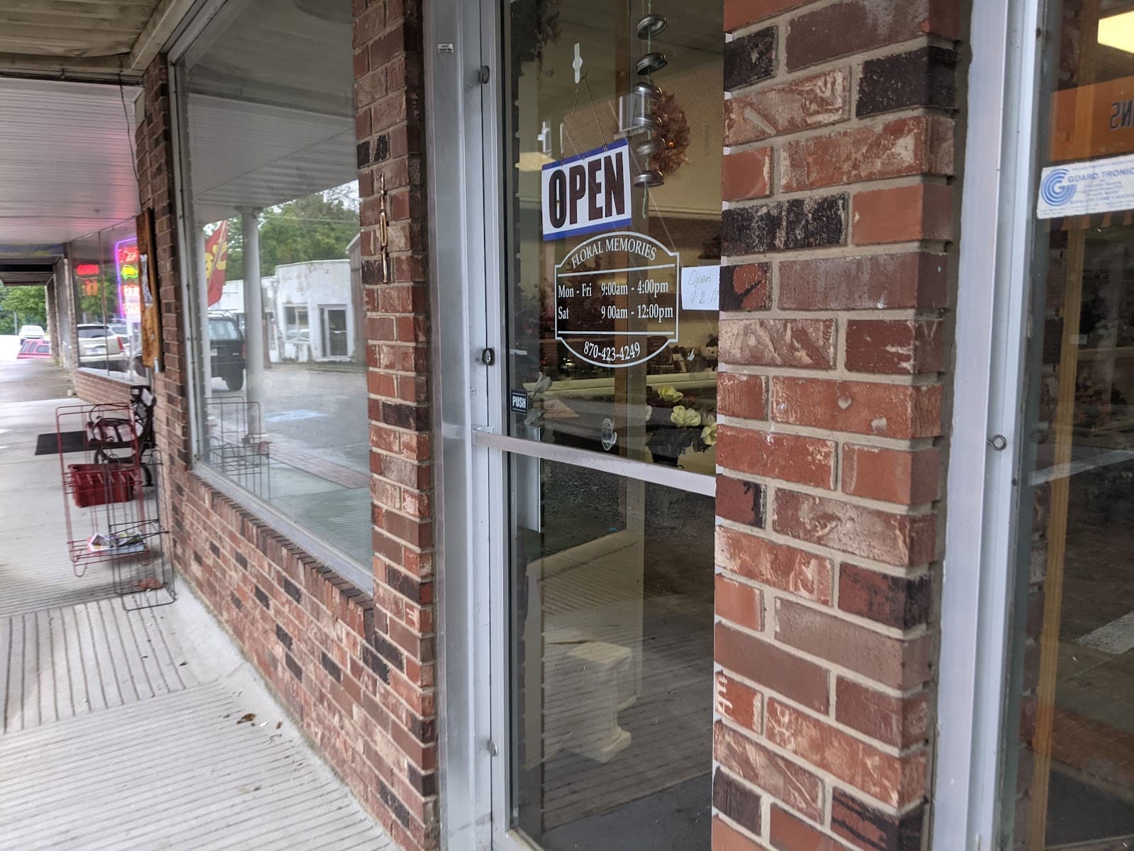 Floral Memories Berryville, AR - Image 1