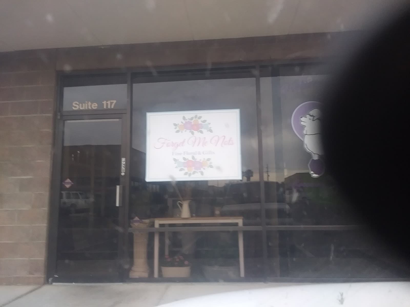 Forget Me Nots Fine Floral & Gifts - Image 1