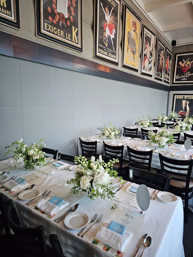 1920 & Co. at Clay Garden - Santa Rosa Beach Florist - Image 1