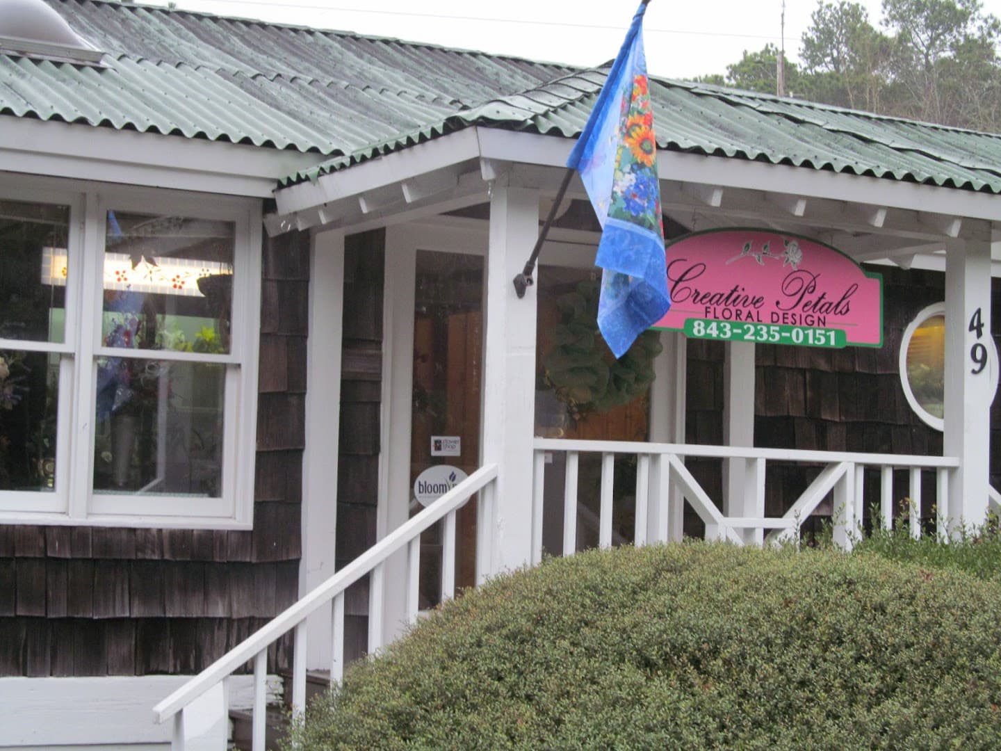 Creative Petals Floral - Image 1