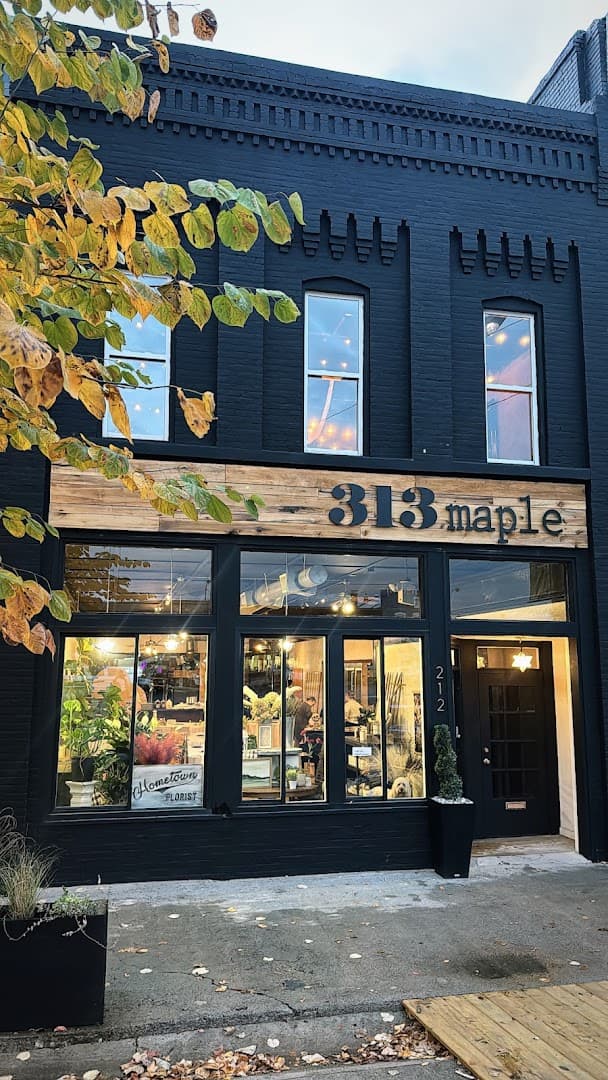 313maple florist & events - Image 1