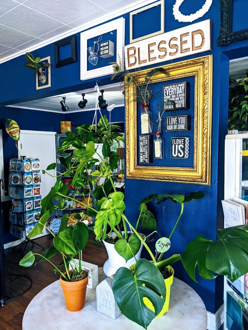 Love's Buds & Blooms at SeaTac - Image 1