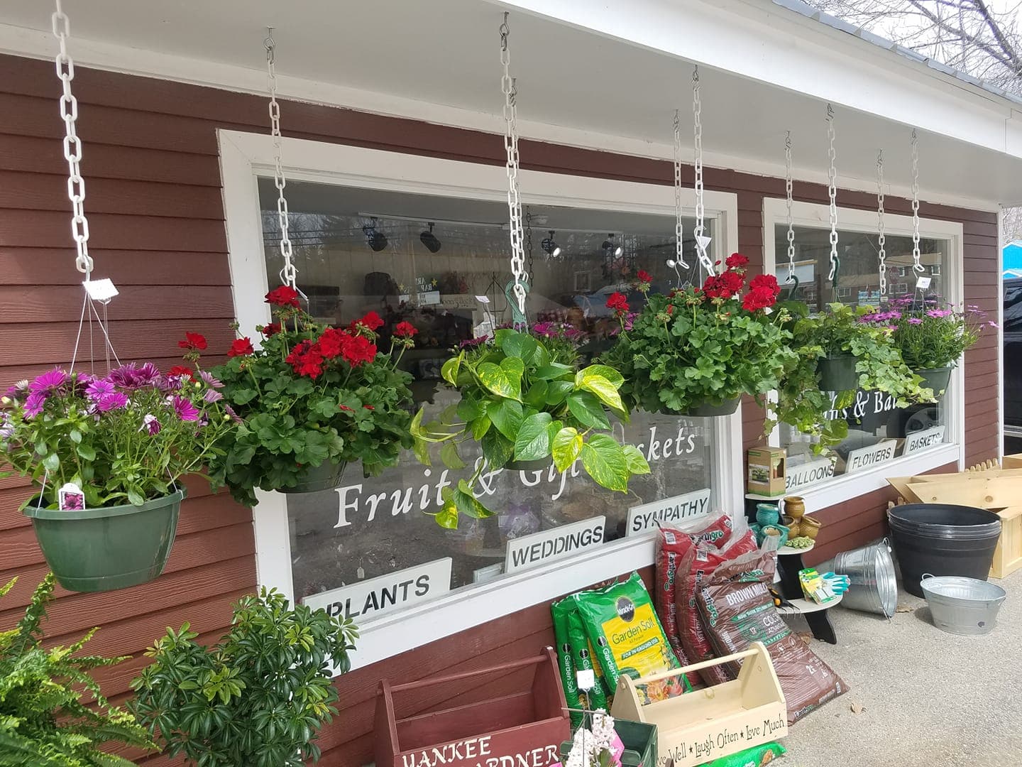 Ruthie's Flower Shop - Image 1