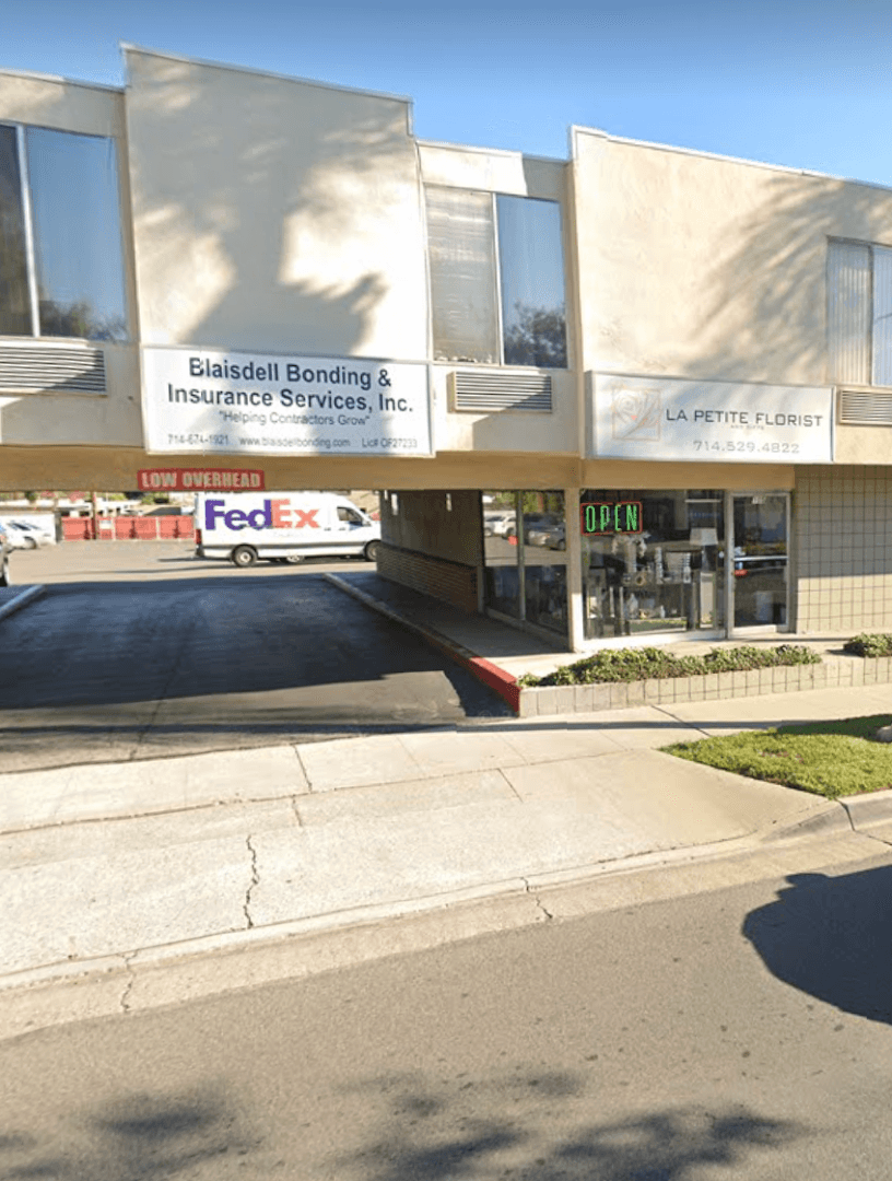 La Petite Florist and Gifts - Image 1