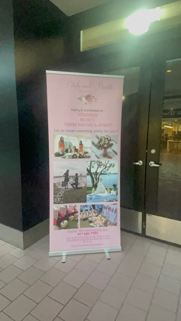 Petals and Hearts Boutique - Image 1