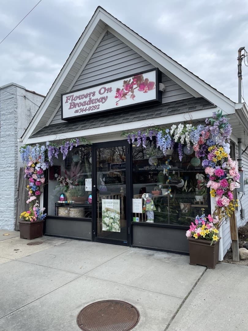 Flowers On Broadway - Image 1