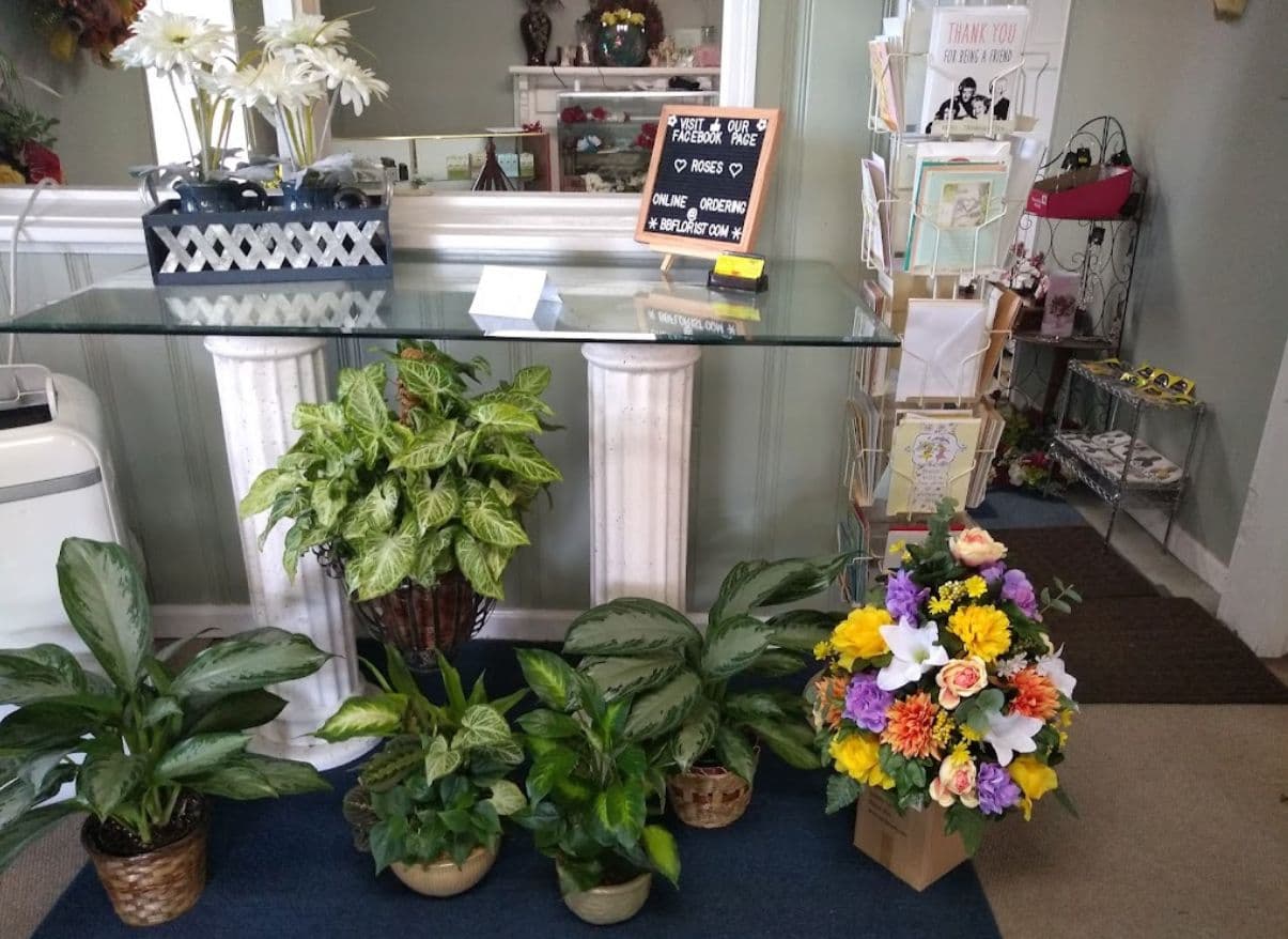 Buds & Blooms Florist - Image 1