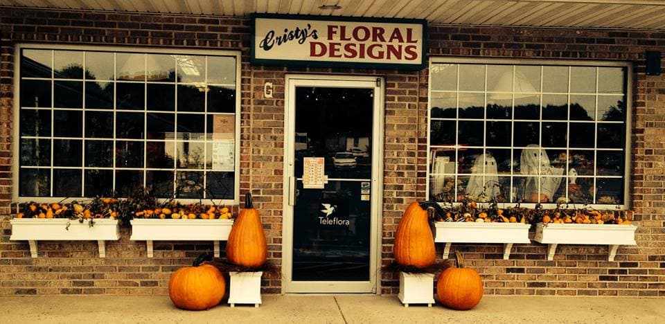 Cristy's Floral Designs & Flower Delivery - Image 1