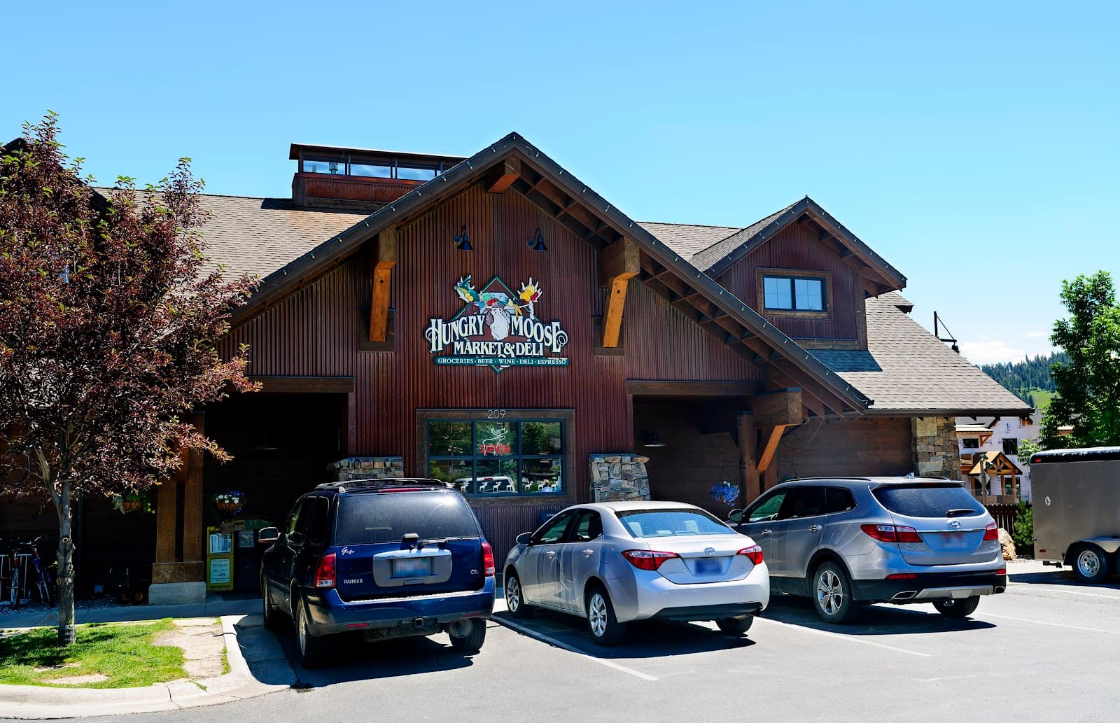 Hungry Moose Market and Deli - Image 1