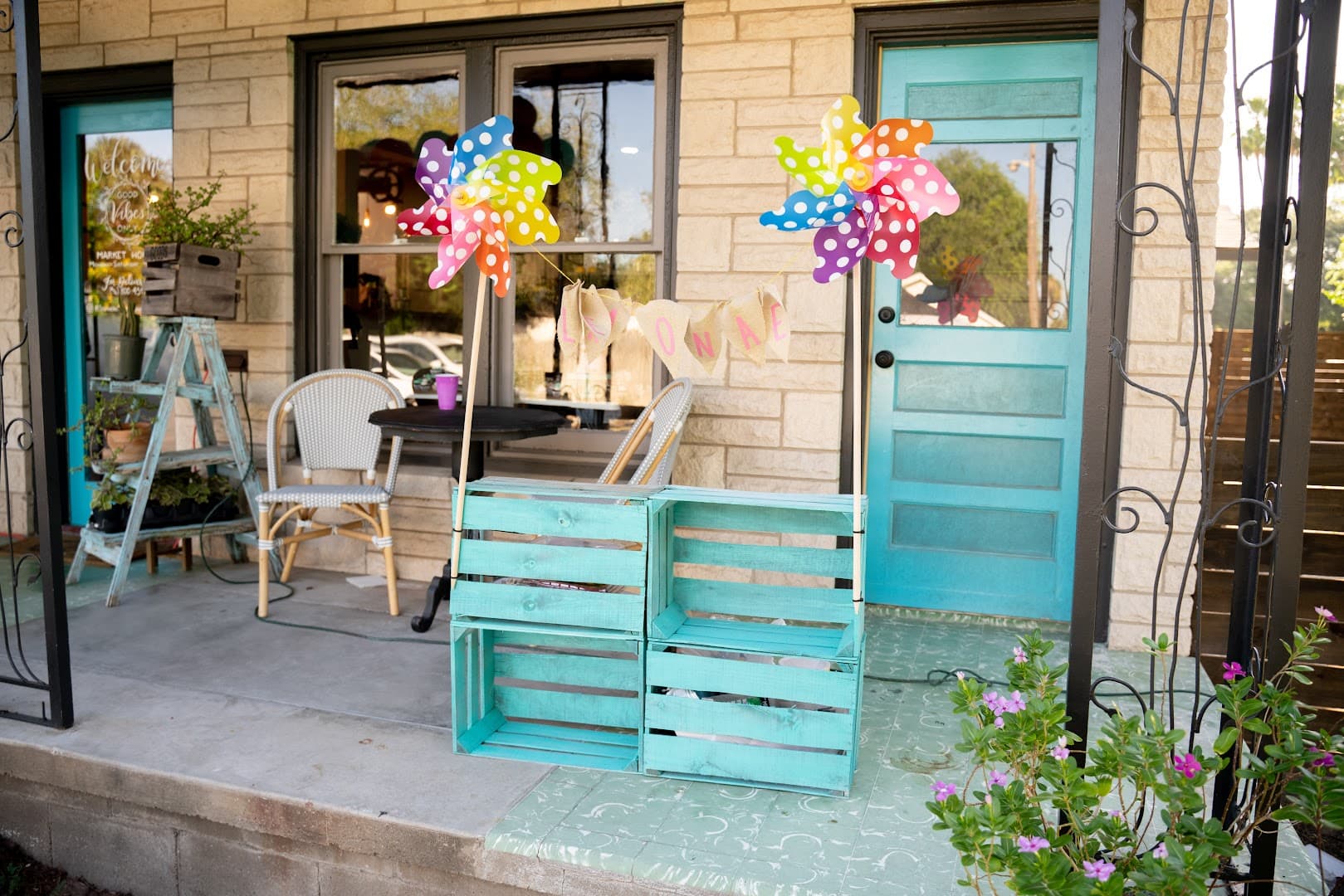 Southern Roots Flower Market - Image 1