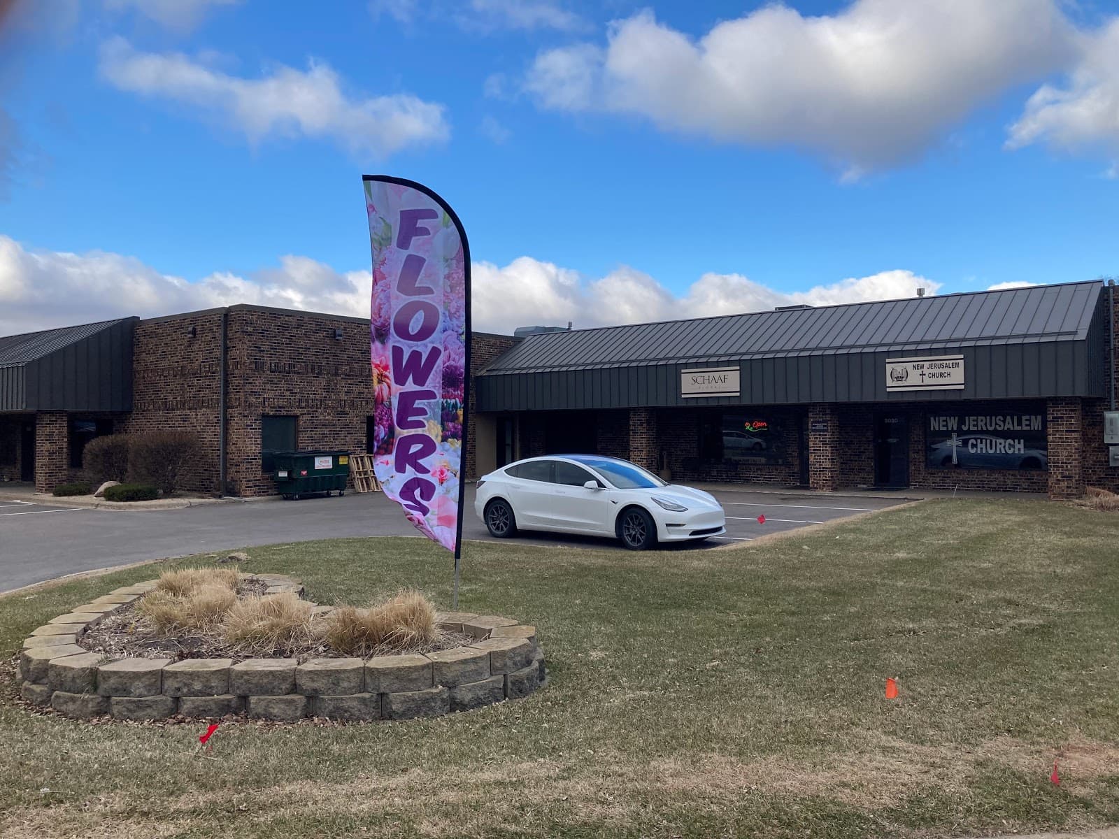 Schaaf Floral - Image 1