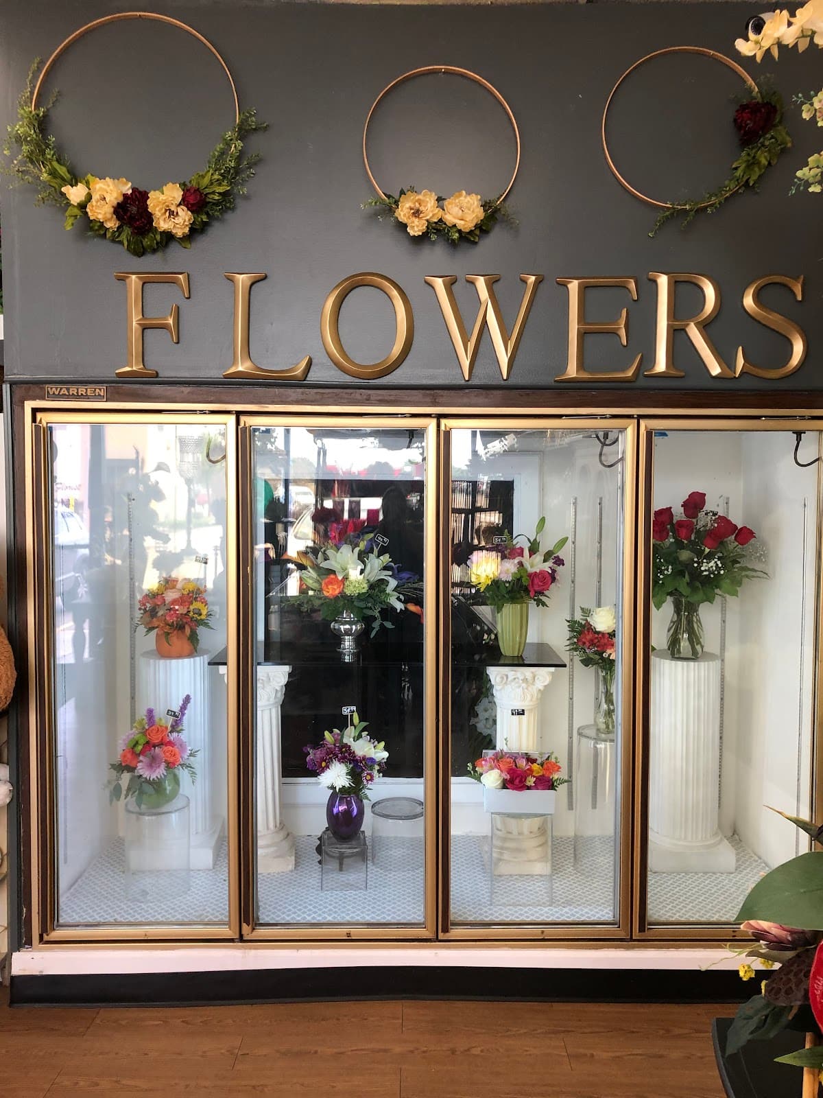 Mary Lou's Florist - Image 1