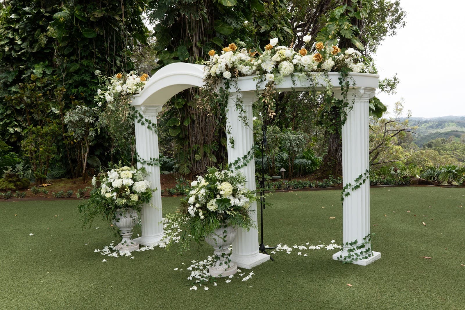 Easley Designs Events & Floral Design - Image 1