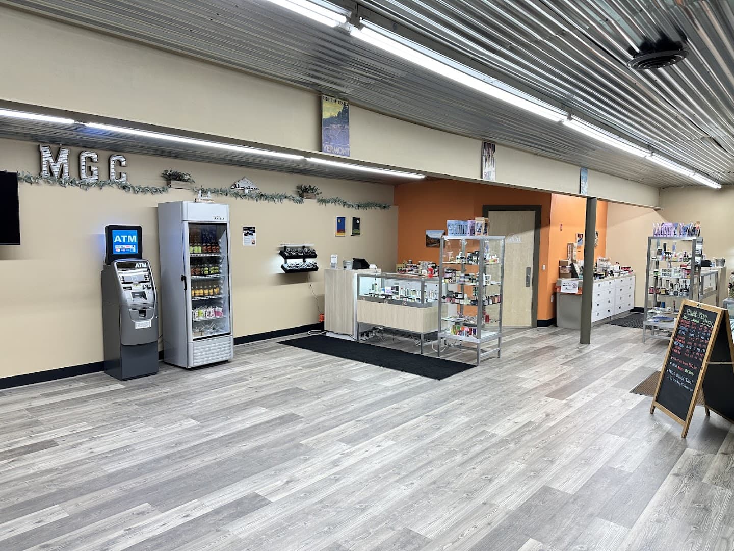 Mountain Girl Cannabis - Image 1