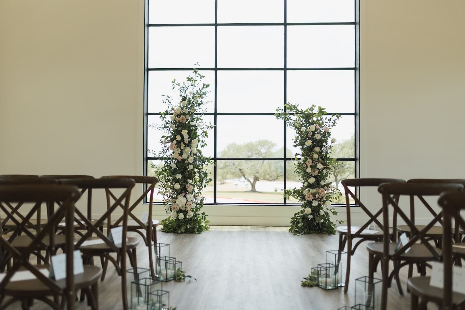 The Sunrise Petal Company | Wedding Florist - Image 1