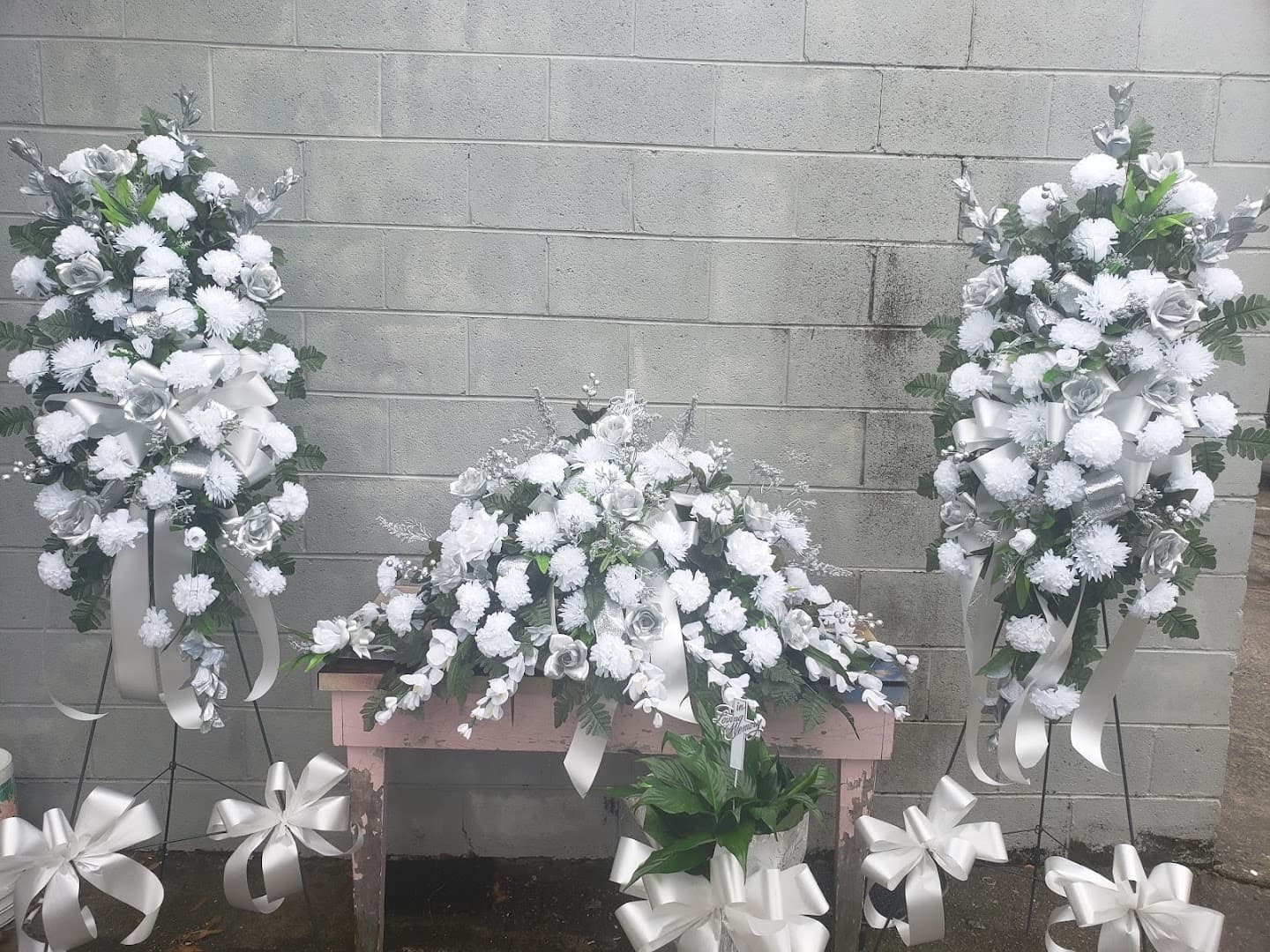 Henderson Florist - Image 1