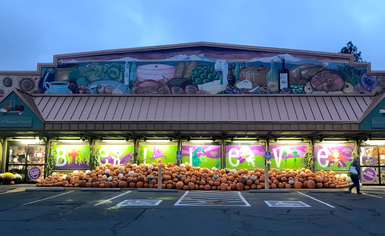 Newport Avenue Market - Image 1