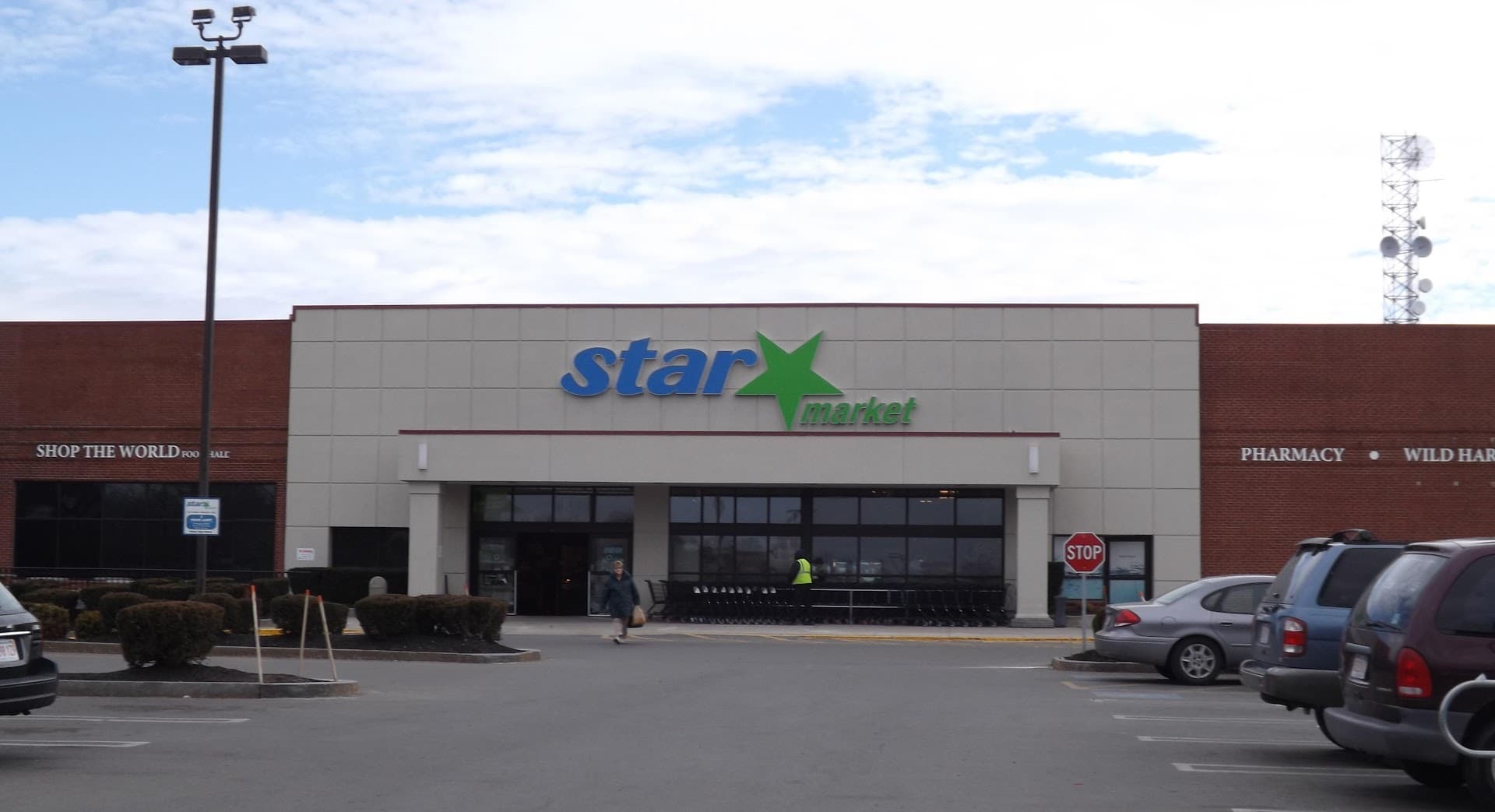 Star Market - Image 1