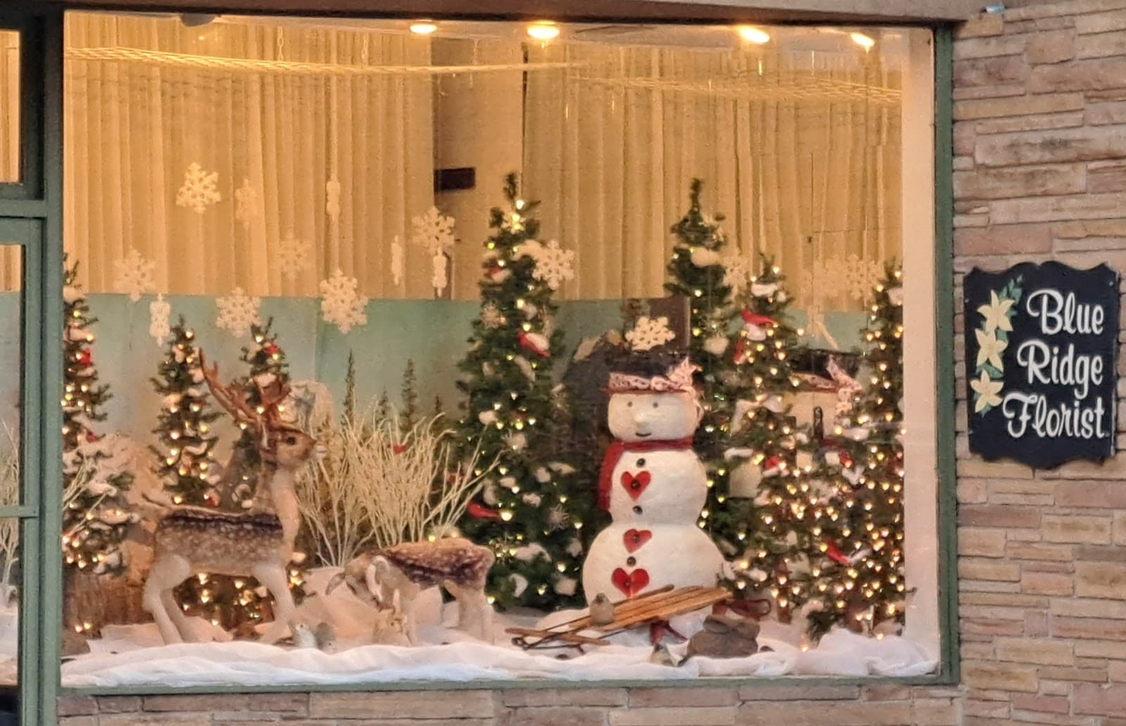 Blue Ridge Florist & Gift Shop - Image 1