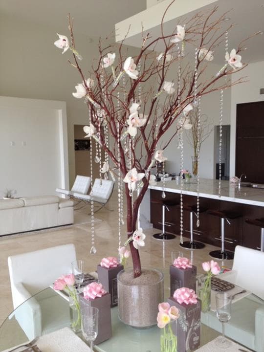 Artistic Surroundings - Image 1