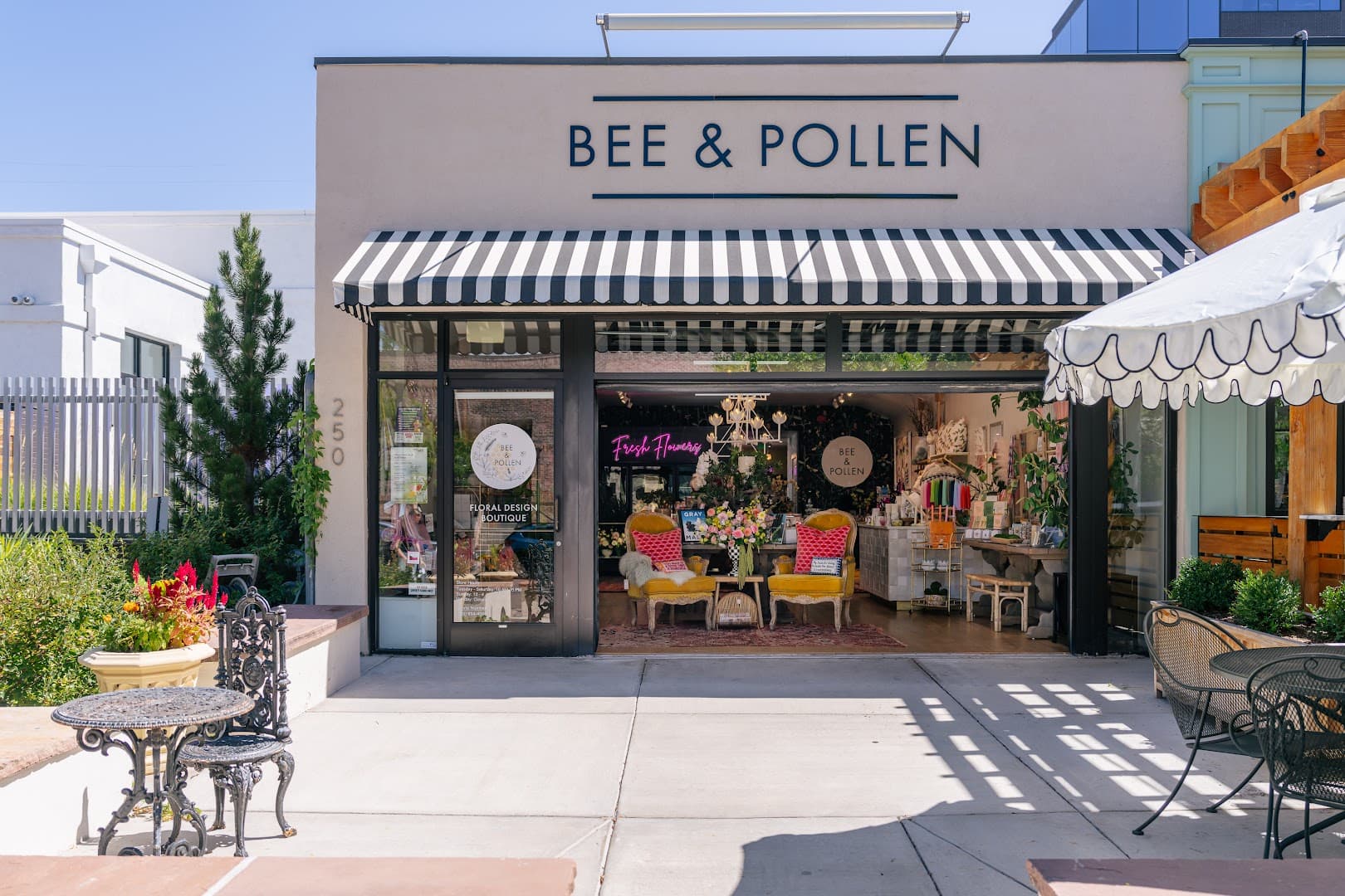 Bee & Pollen - Image 1