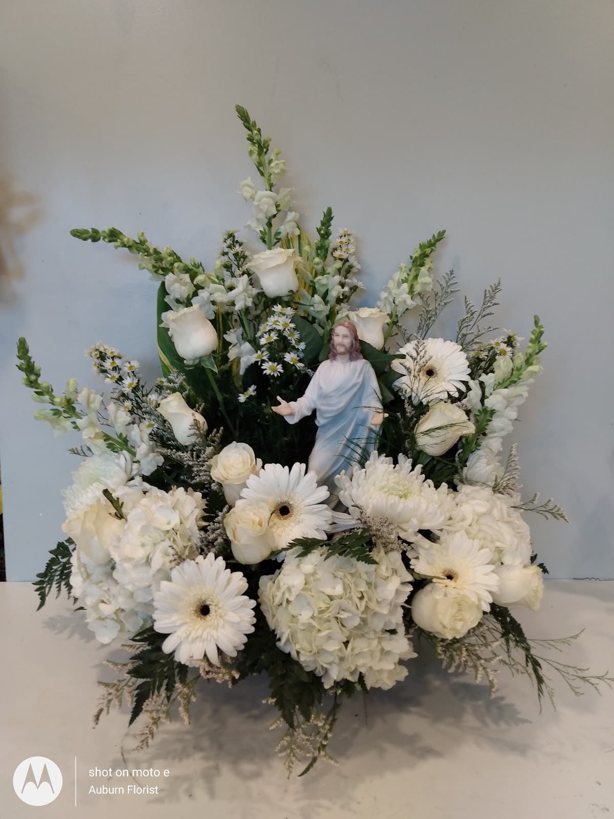 Millbury Towne Florist - Image 1