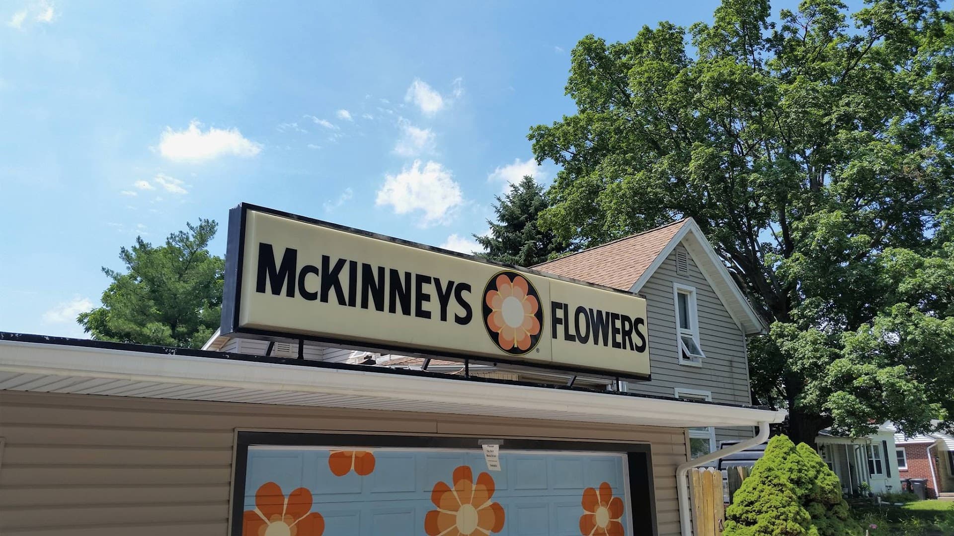 McKinney's Flowers - Image 1