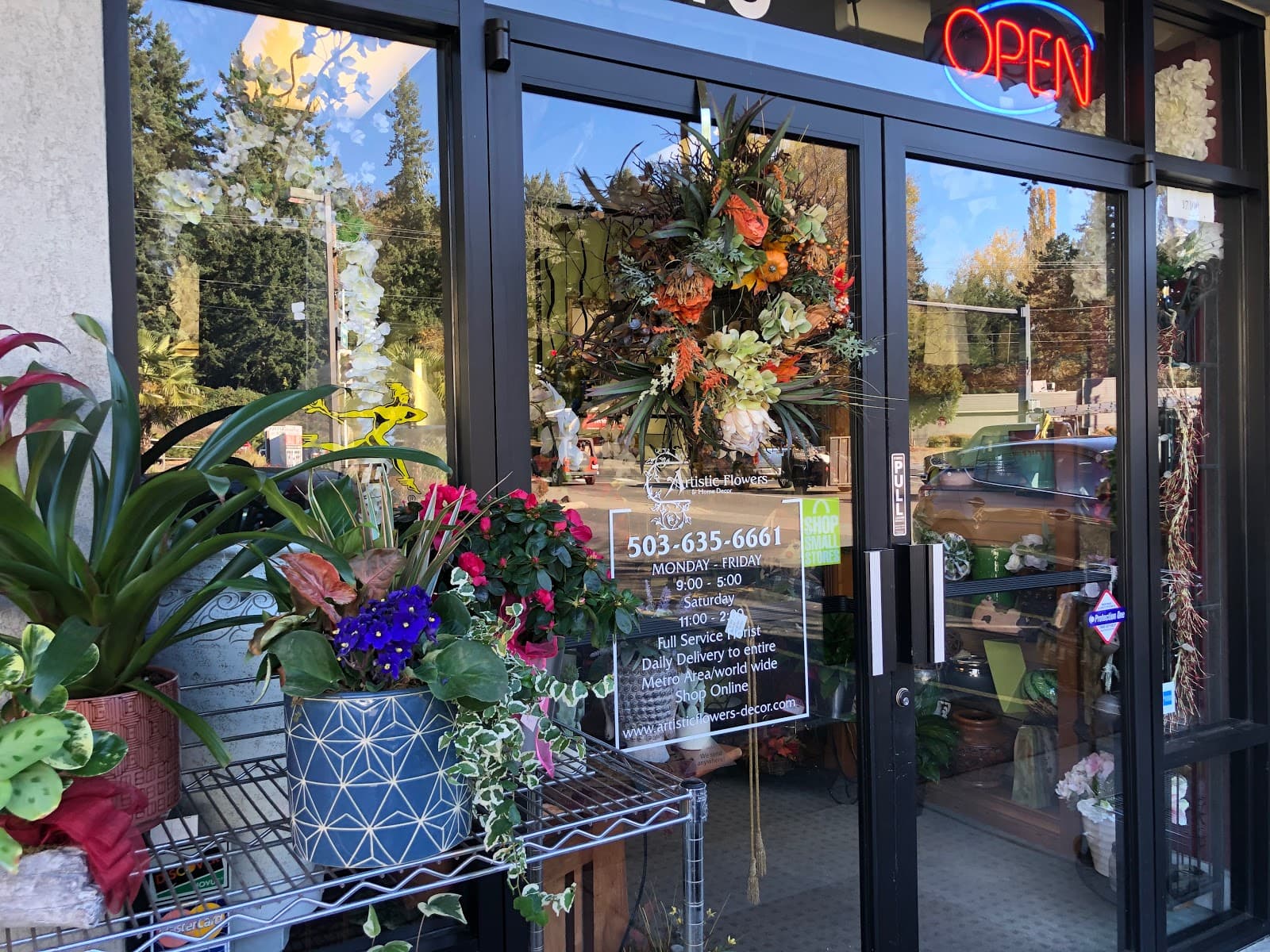 Lake Oswego Flowers - Image 1