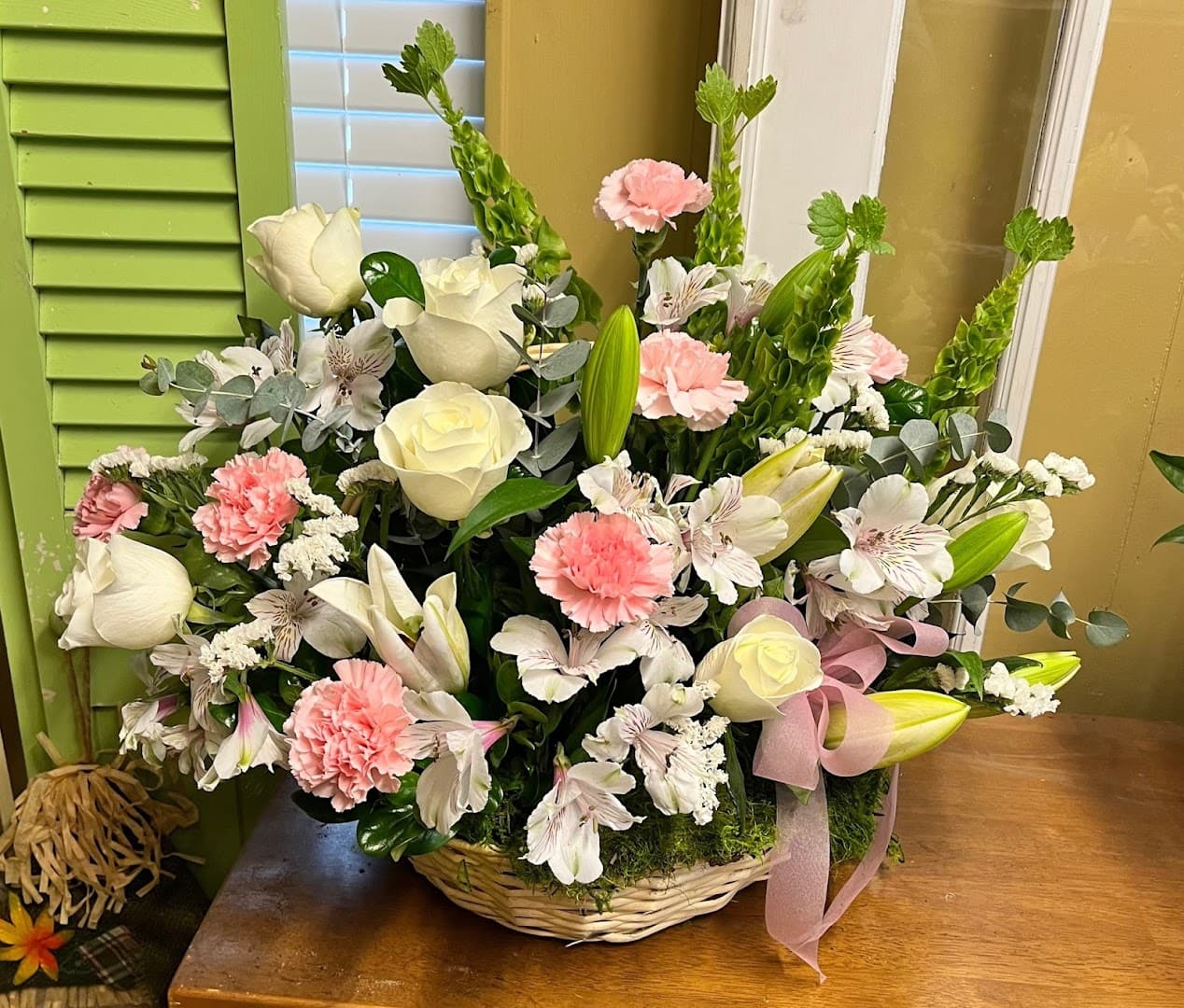 Flowers By Sue - Image 1