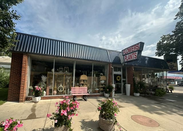 Watertown Flowers - Image 1