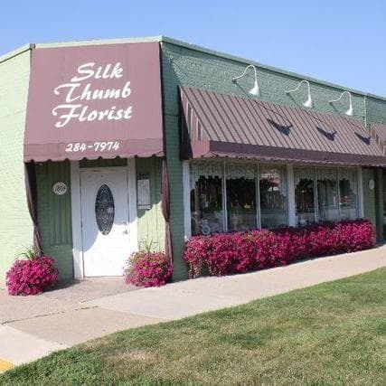 Silk Thumb Florist - Image 1