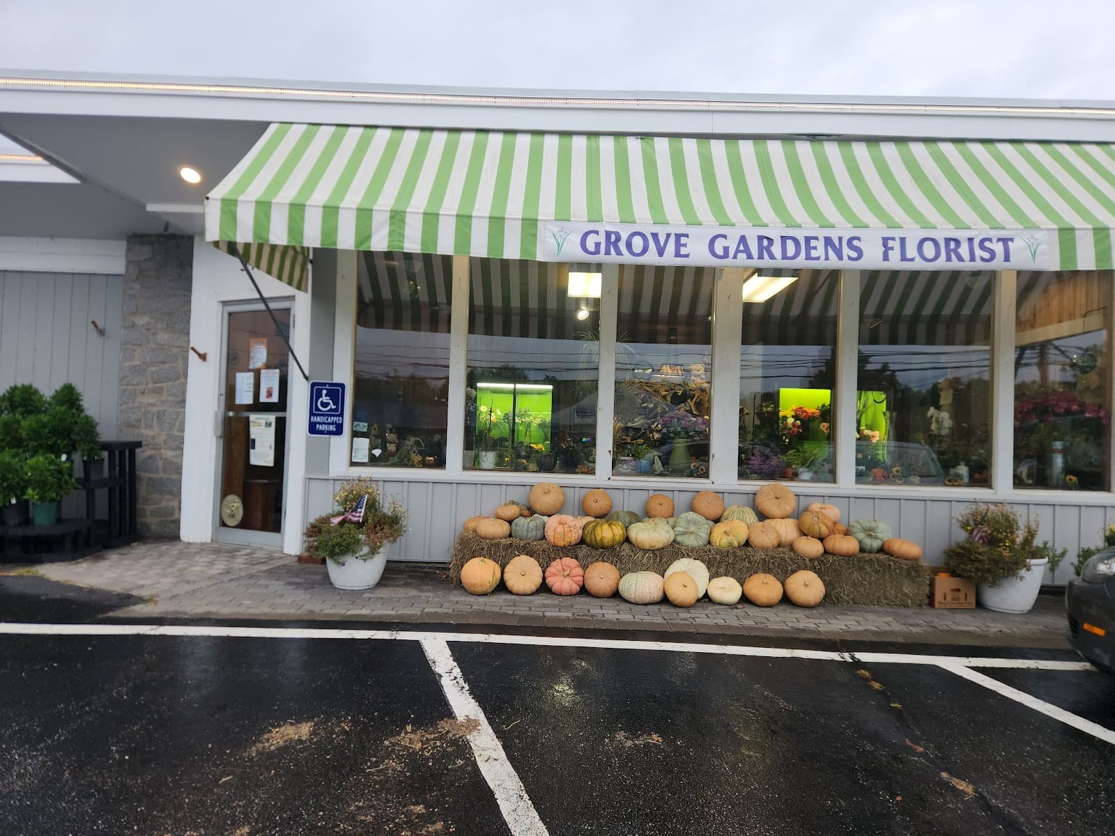 Grove Garden Florist - Image 1