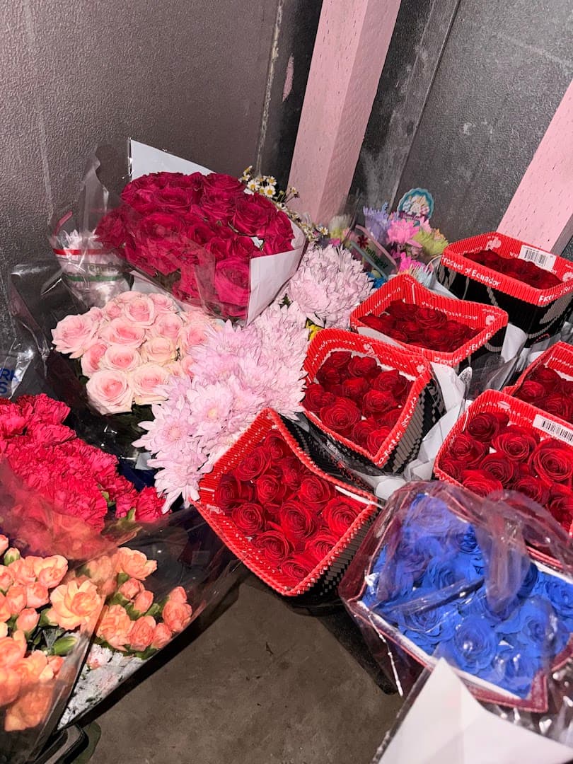 Bianca's Flowers - Image 1