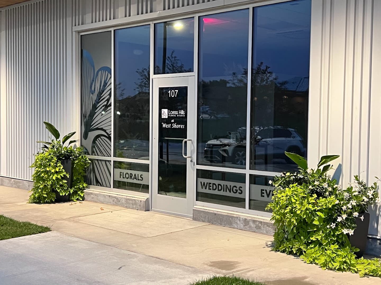 Loess Hills Floral at West Shores - Image 1