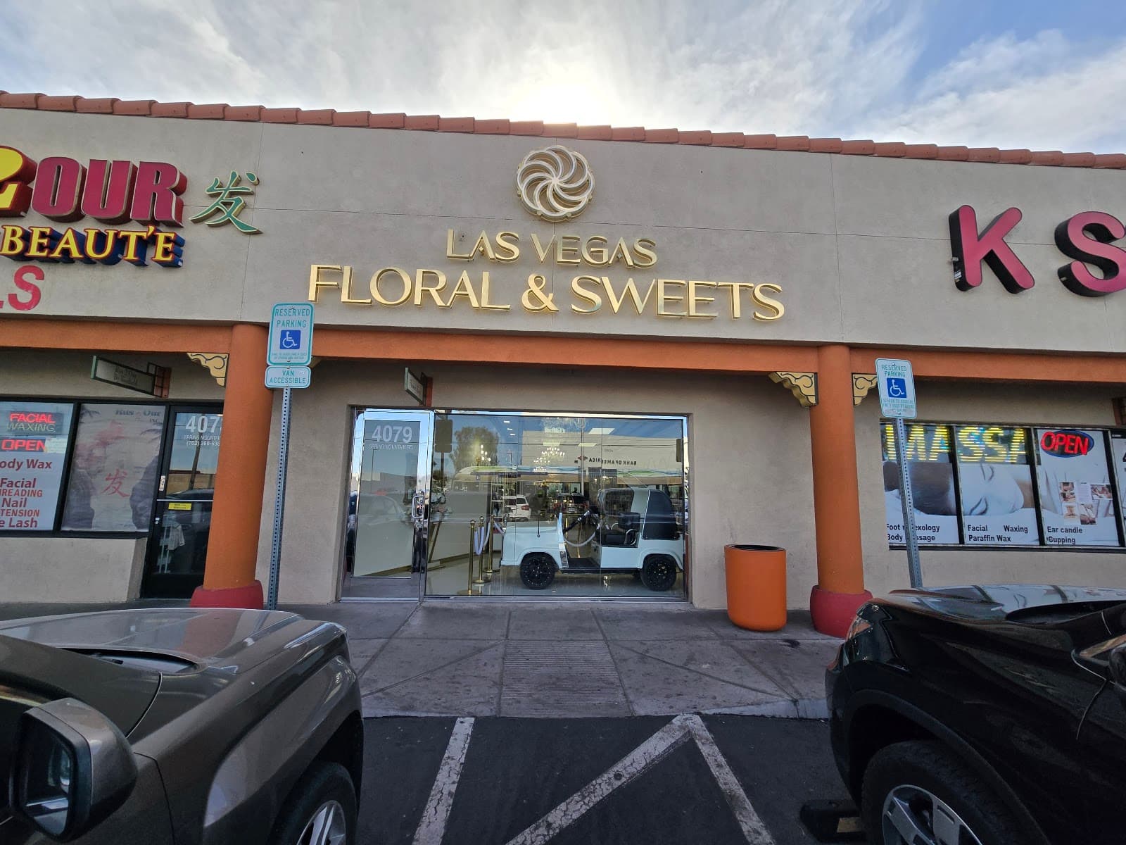 Las Vegas Floral & Sweets - Image 1