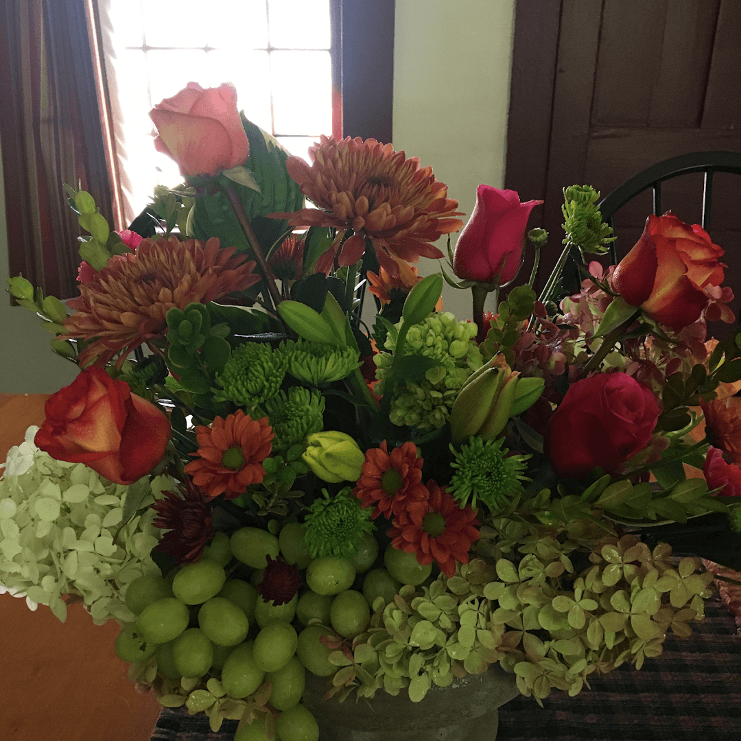 Vine & Branch Floral Studio - Image 1