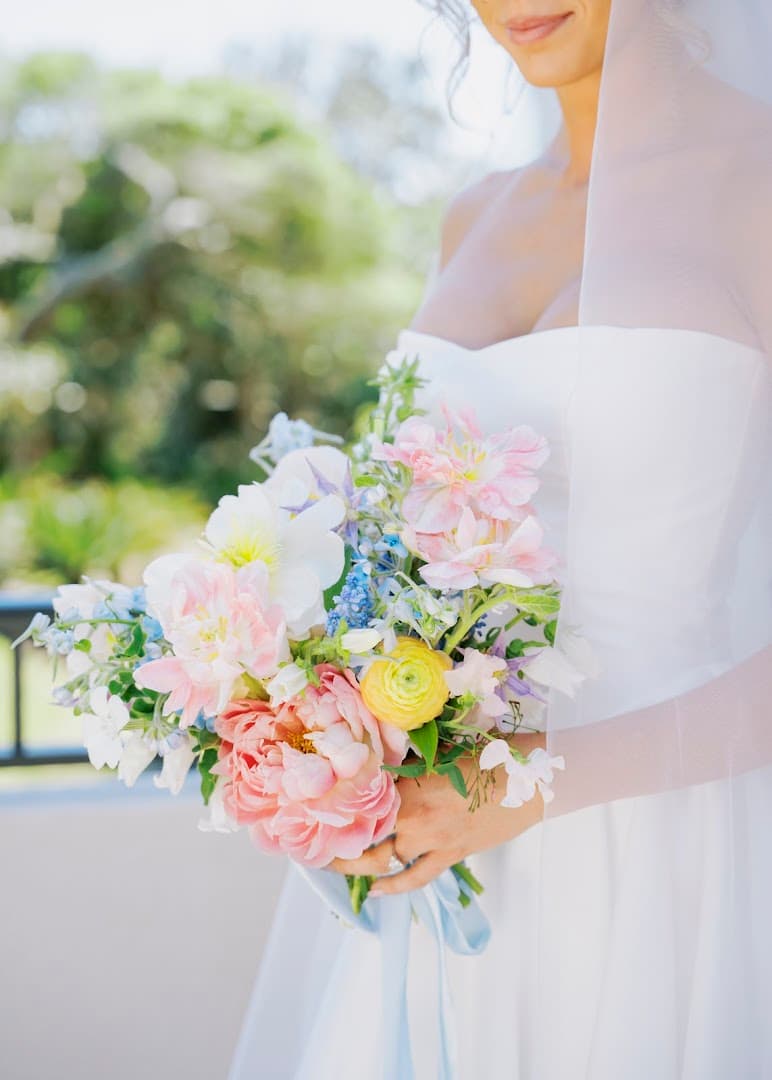 Indy Florals - Image 1