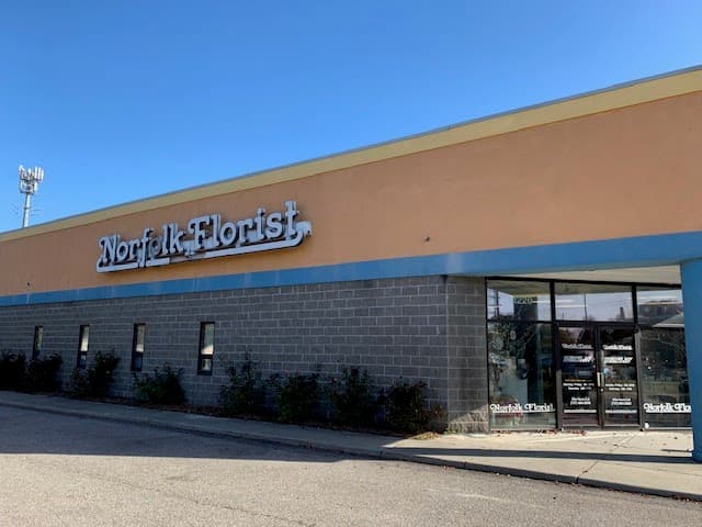 Norfolk Florist - Image 1