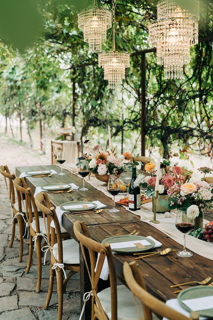 Nannette York Floral and Decor - Image 1