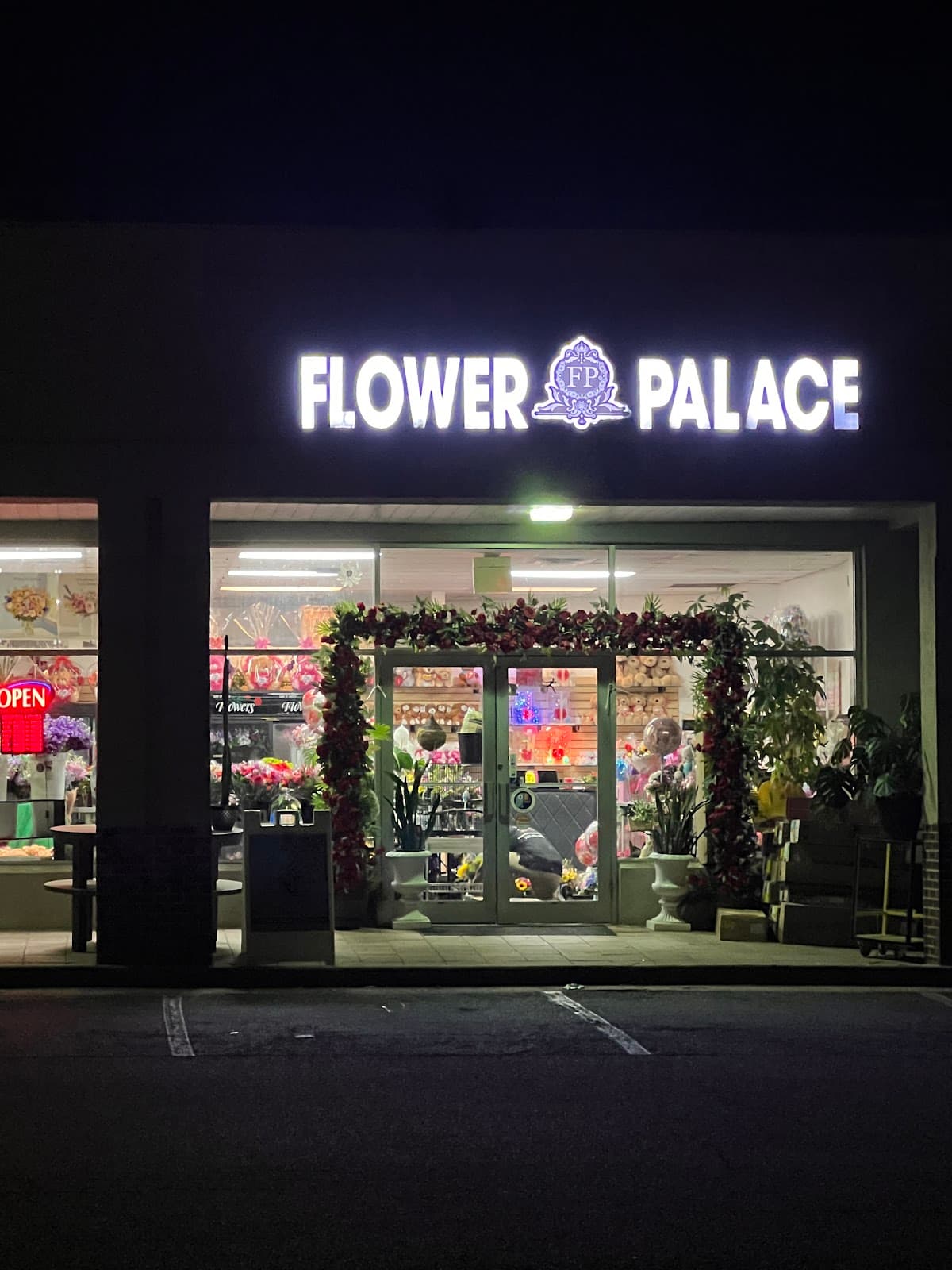 Flower Palace - Image 1